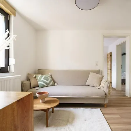 Ahorn, 1st Floor 度假居 *